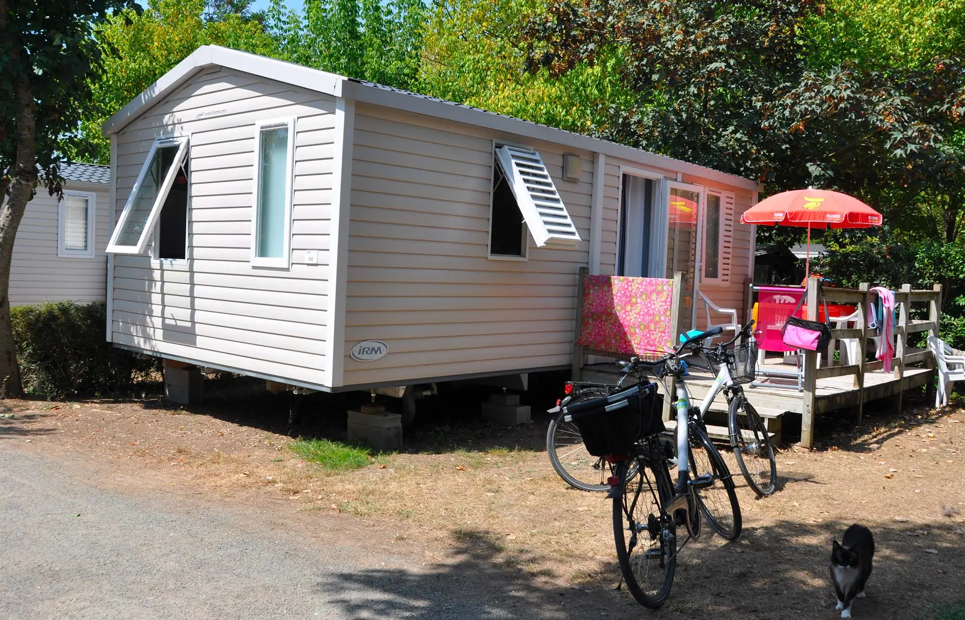 offer ' - '13 - Camping L'Abri-Côtier - Hébergement