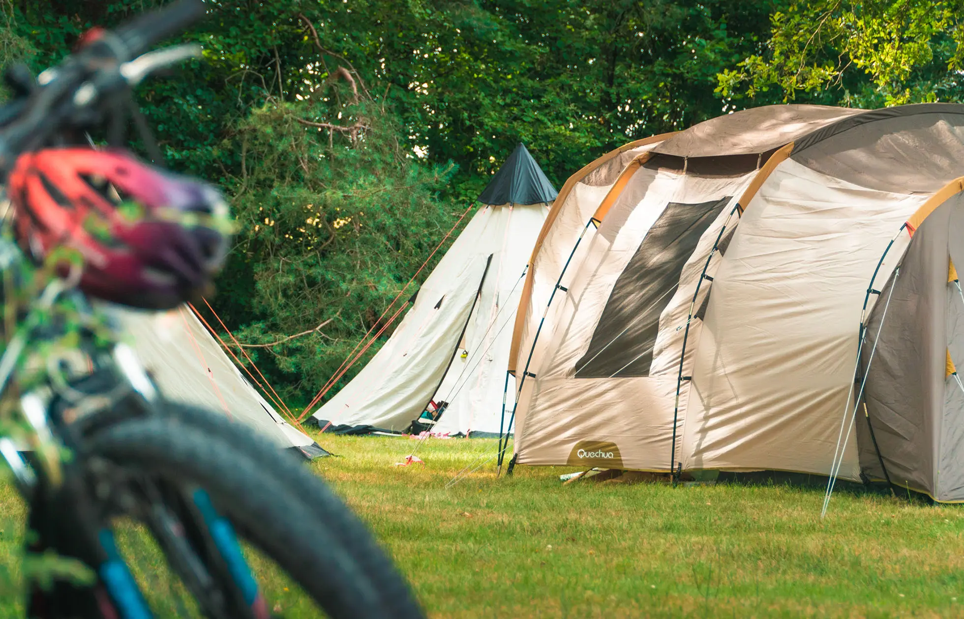 offer ' - '17 - Camping Le Jardin de Sully - Hébergement