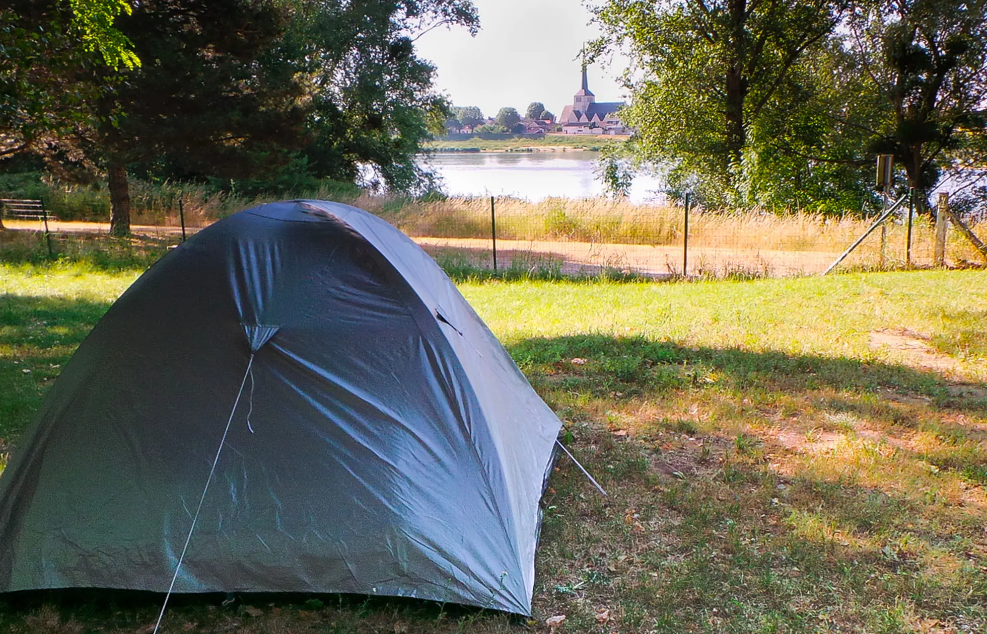 offer ' - '18 - Camping Le Jardin de Sully - Hébergement