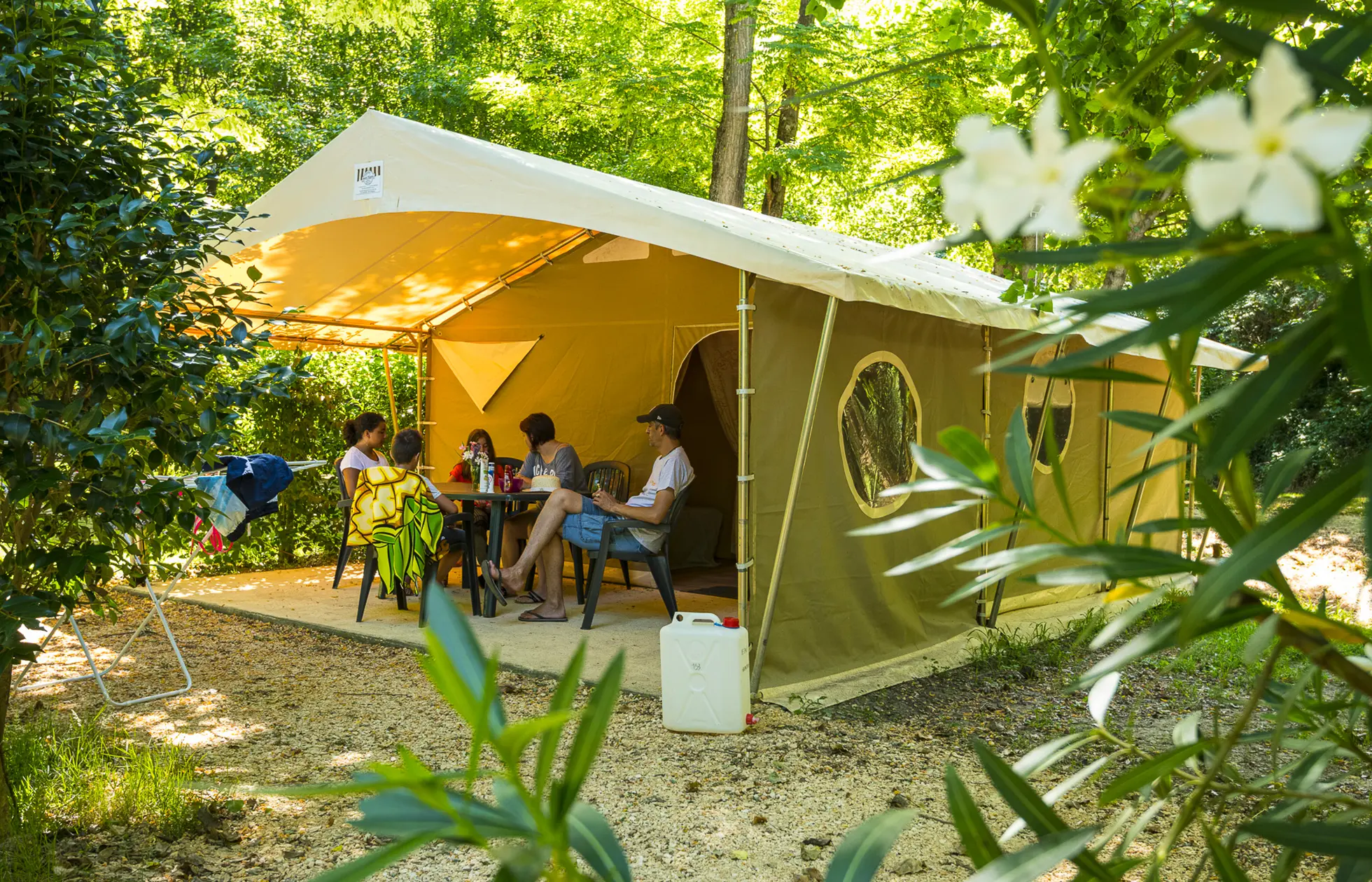 offer ' - '24 - Camping Le Saint Michelet - Hébergement
