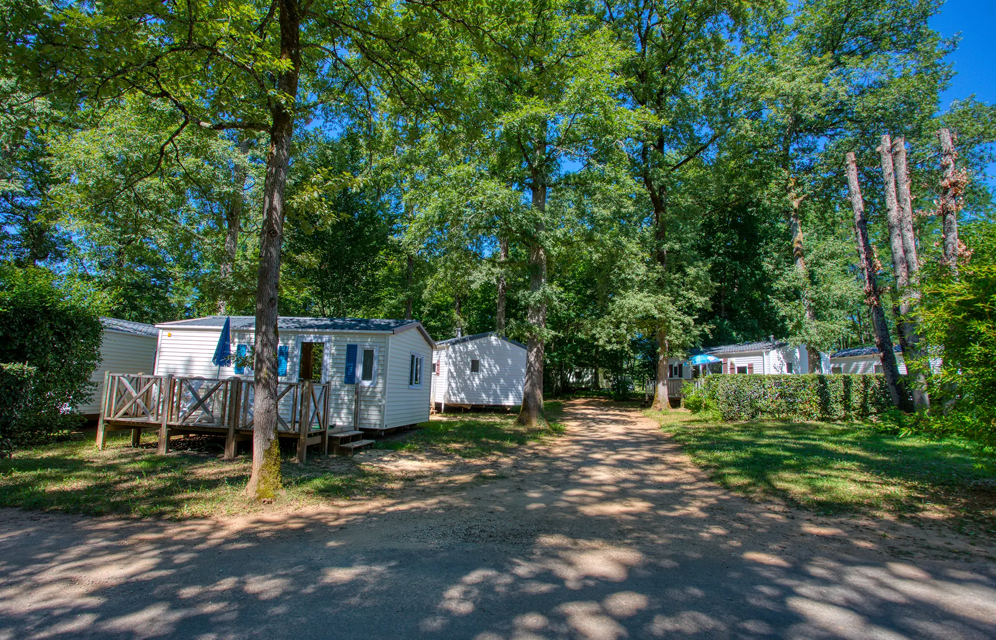 offer ' - '20 - Camping Les Nauves - Hébergement