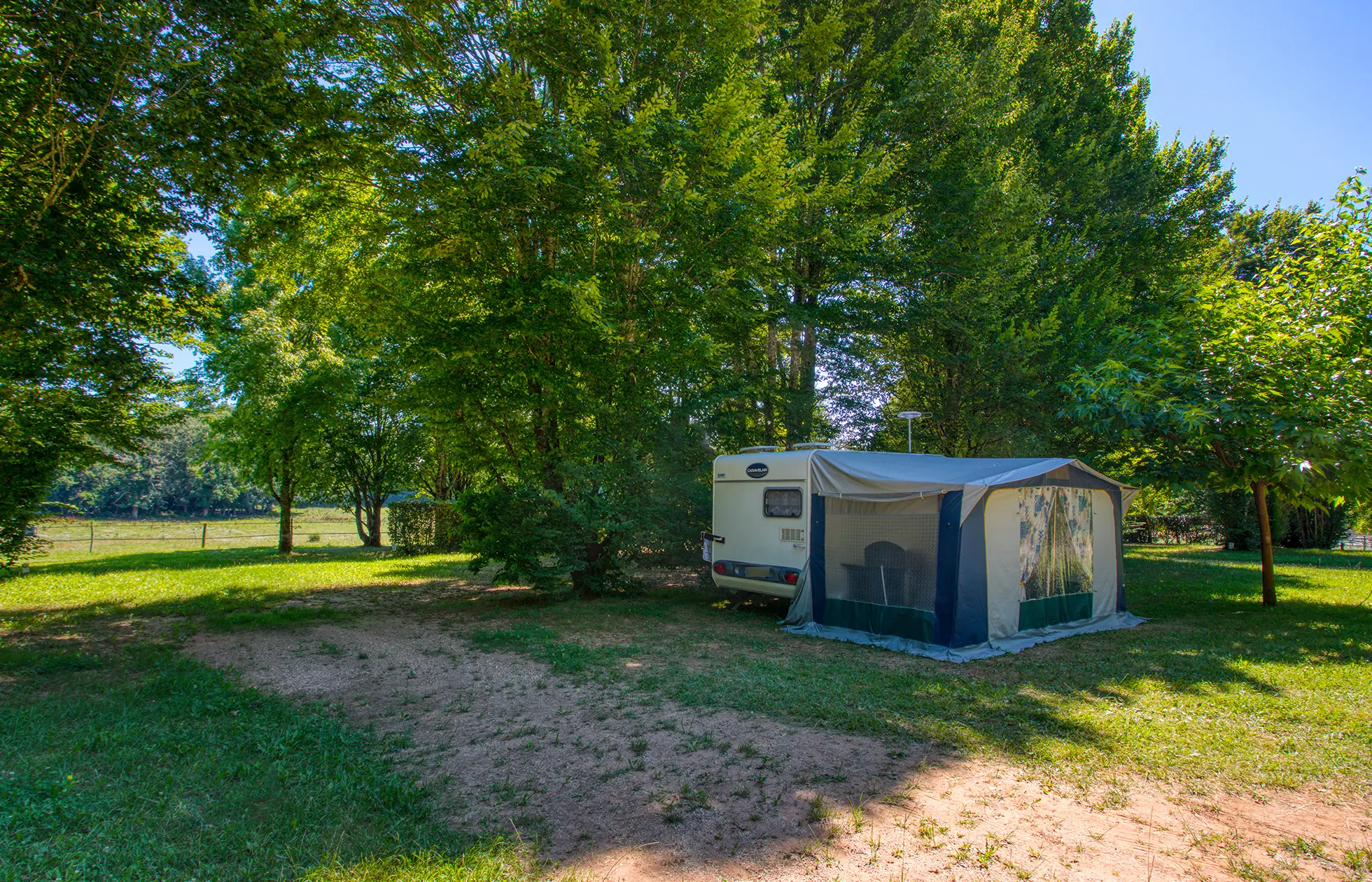 offer ' - '23 - Camping Les Nauves - Hébergement