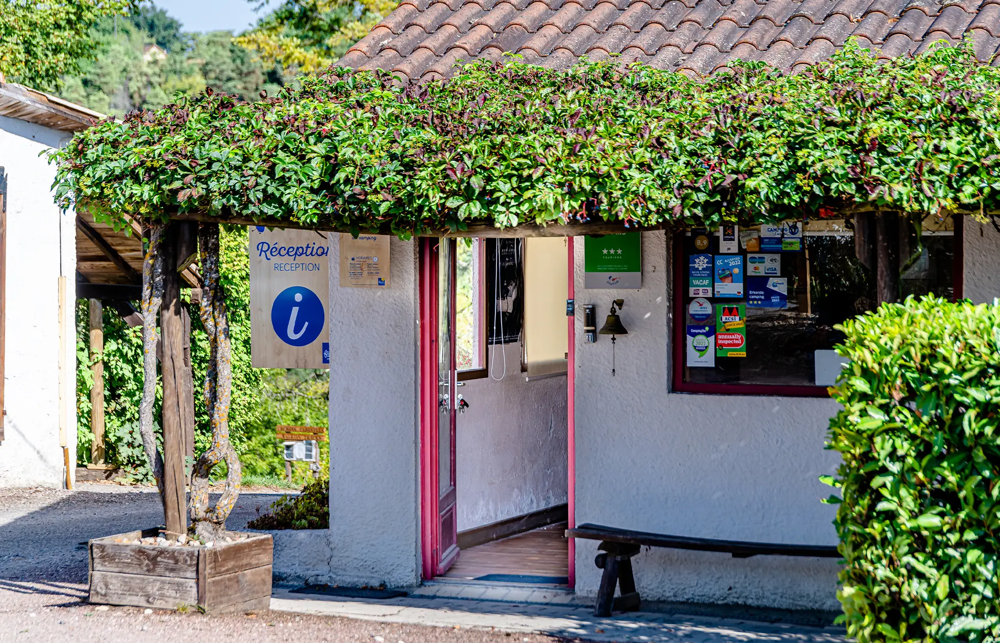 Camping Les Terrasses de Dordogne - Service 6
