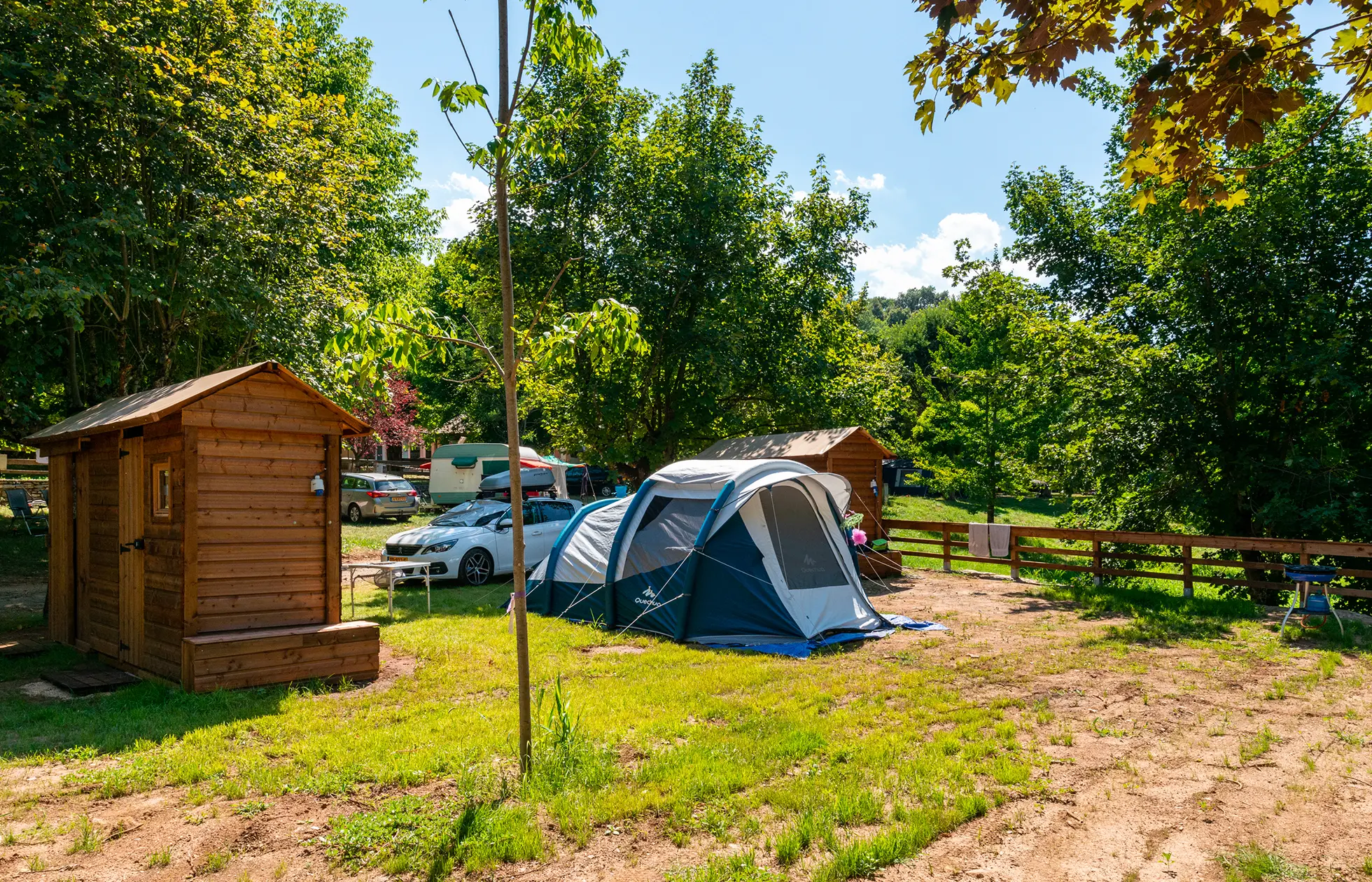 19 - Camping Le Val de l'Arre - Hébergement